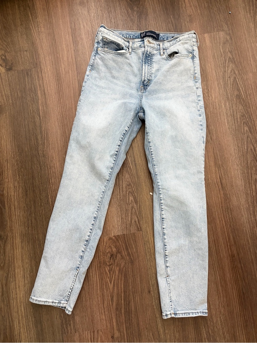 GAP Light Wash High-Rise Vintage Slim Women's Jeans - Straight Leg
